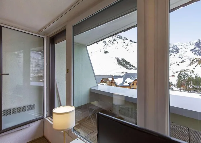 Appartement Coquet 5 Pers, Balcon, A 80m Des Pistes, Animaux Admis - Fr-1-404-343 *